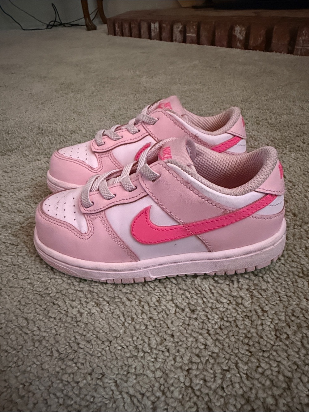 Nike Kids Pink Low-Top Sneakers with Hot Pink Swoosh
